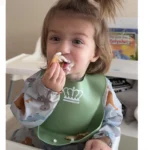 Σαλιάρες σιλικόνης με τσεπάκι Miracle Baby - Image 2