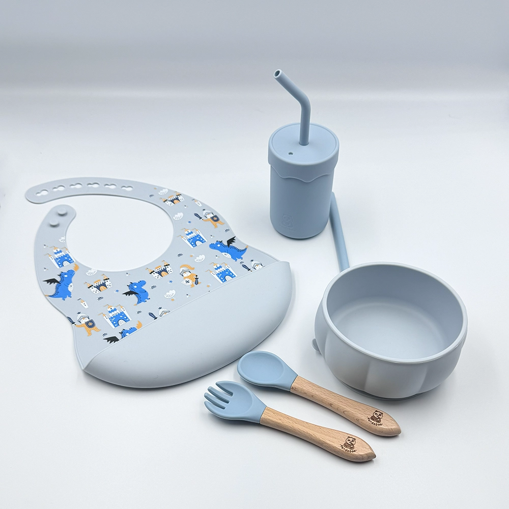 Σετ σιλικόνης Dusty Blue ΙΙ (Μπολ – Ποτήρι – Σαλιάρα) Σετ σιλικόνης Dusty Blue ΙΙ (Μπολ – Ποτήρι – Σαλιάρα)